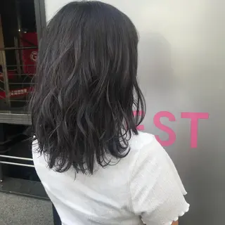 ミディアム カラー AMI ウルフパーマ/メンズのヘアスタイル