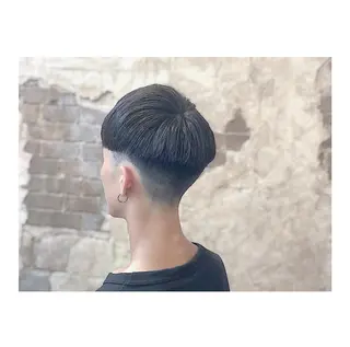 ショート カラー メンズ ブリーチ、パーマ 西部笑のヘアスタイル