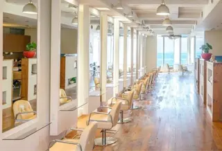 カラー BEAUTRIUM七里ヶ浜所属・舩橋 壱誠のヘアスタイル