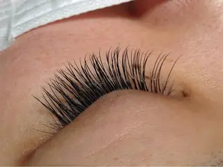 マツエク・マツパ 🥚sumire🥚 アイデザイナーの眉毛・アイブロウイメージ