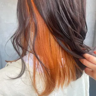 セミロング カラー N°　jillva 腰山 菜々美のヘアスタイル