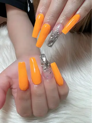 ロング ネイル シェヌネイル JURAのネイルデザイン