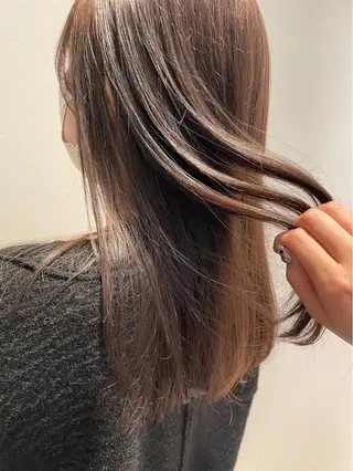 ミディアム 堀 ゆきみのヘアスタイル