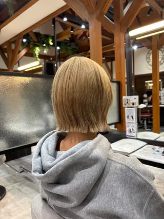 ショート Wiz新松戸店所属・勅使河原 なずなのヘアスタイル