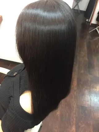 セミロング パーマ 桧山 真のヘアスタイル