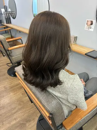 カラー Lapa かぐらのヘアスタイル