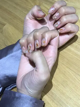 ネイル nailsalon　hue所属・小山 羽奈のネイルデザイン