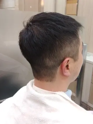 ショート 東谷 龍斗のヘアスタイル