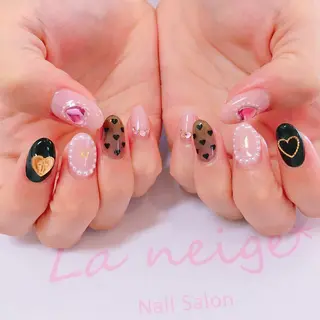 ネイル La neige* yuki 🥯🍑のネイルデザイン