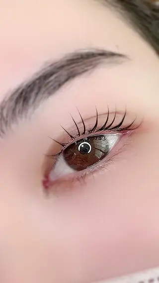 マツエク・マツパ aveuglant所属・aveuglant 加藤久佳のマツエク・マツパデザイン