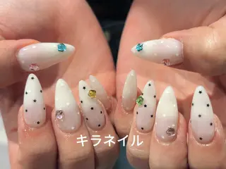 ネイル 💗ココ✨🪞 🎀co coのネイルデザイン