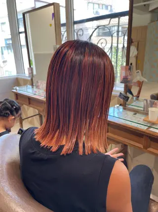 ミディアム カラー やまだ まいのヘアスタイル