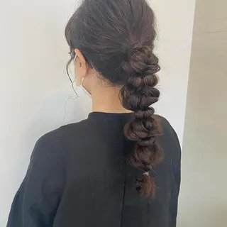 ロング ヘアアレンジ あやめ【顔まわり/レ イヤー/柔らかカラ】のヘアスタイル