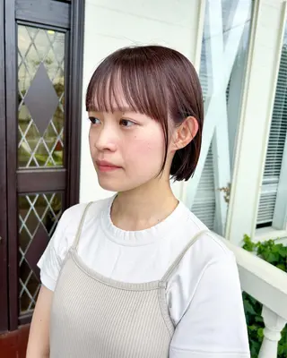 ショート カラー 江原 彩華のヘアスタイル