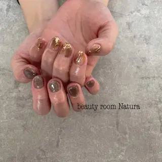 ネイル アイブロウ beautyroom Naturaのネイルデザイン