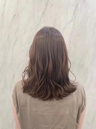 セミロング Roygbiv(ロイジービィヴ)所属・roygbiv ✨髪質改善✨美髪✨のヘアスタイル