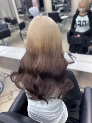 ロング 吉澤 愛心のヘアスタイル