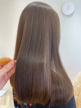 ロング 深谷 薫のヘアスタイル