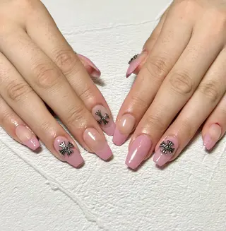 ネイル 濱嶋 結菜のネイルデザイン