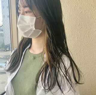 セミロング カラー iLi所属・iLi 《イリ》のヘアスタイル