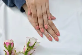 ネイル 東京セルフネイルサロン所属・M MIKIKOのネイルデザイン