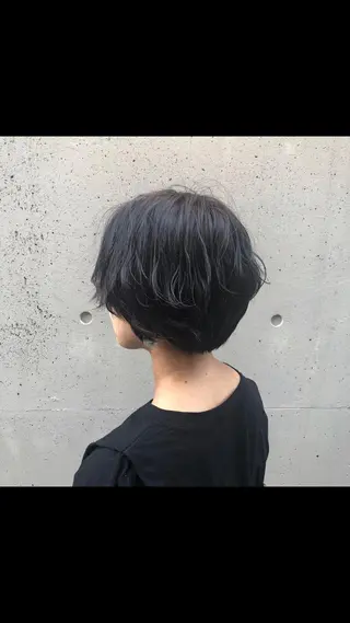 ショート 酸性縮毛矯正🧴韓国 レイヤー/髪質改善のヘアスタイル