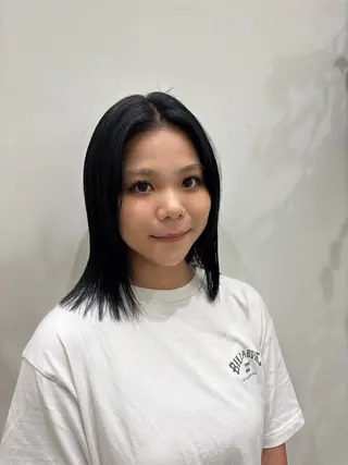 ミディアム カラー rion🪽 /wカラー・縮毛矯正のヘアスタイル