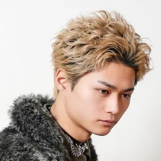 ショート カラー パーマ メンズ 🔥メンズ🔥かっこ いいが正義！代表柿崎のヘアスタイル