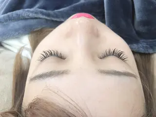 マツエク・マツパ ブリーチ指名 NO1🌈SAKIのヘアスタイル