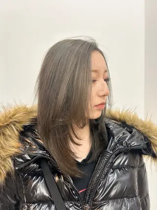 ミディアム カラー 透明感カラー🪽 mioのヘアスタイル