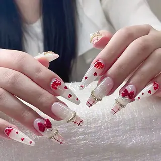 ネイル Queens テイのネイルデザイン