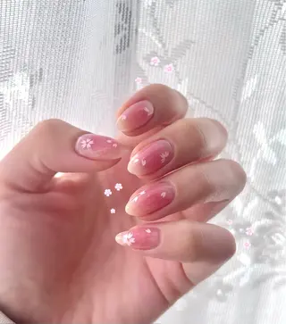 ネイル 伊藤 菜緒のネイルデザイン