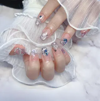 ネイル ちゅるんネイル🪄 耳ツボジュエリー🔗のネイルデザイン