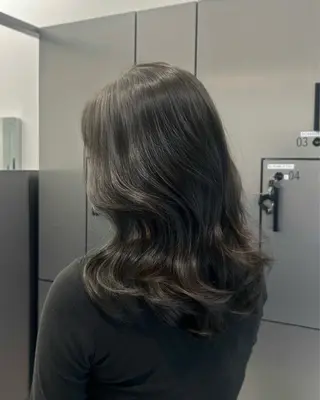 ロング 大人レイヤー/艶美髪 🇺🇸TOMONAのヘアスタイル