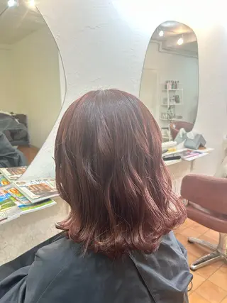 ミディアム カラー 🩷当日予約も大歓迎 🩷のヘアスタイル