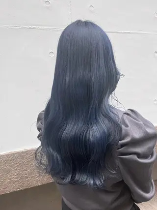 ロング カラー カジュアルを女っぽく 𝗮𝘆𝗮𝗰𝗼のヘアスタイル