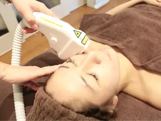 ショート カラー パーマ ヘアアレンジ メンズ キッズ ネイル マツエク・マツパ BELCIA所属・BELCIA フェイシャルサロンのエステ・リラクイメージ