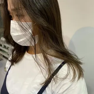 セミロング カラー silo所属・silo MOKA 顔周りカット🦦のヘアスタイル