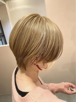 ショート カラー couleur所属・田中 恭子のヘアスタイル