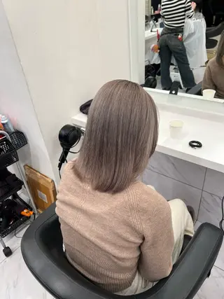 ミディアム カラー 韓国レイヤーカット /REIのヘアスタイル