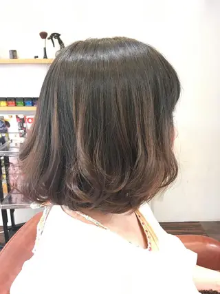 ミディアム パーマ Rever Tokyo所属・コンドウ サラのヘアスタイル