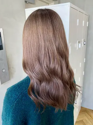 ミディアム ANGELICA 吉川智昭のヘアスタイル