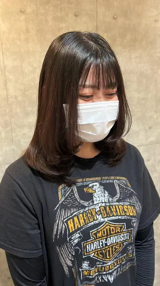 セミロング noël　hair所属・小林 しずくのヘアスタイル