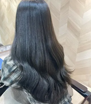 ロング 髪質改善 TOMOMIのヘアスタイル