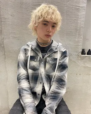 ミディアム カラー メンズ パーマ、髪質改善 カズマのヘアスタイル