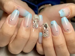 ネイル elu hのネイルデザイン