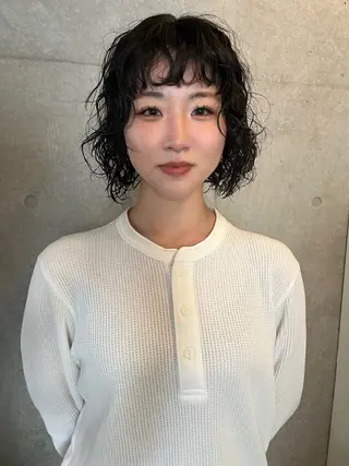 ショート レイヤーカット\ウル フ　chinatsuのヘアスタイル