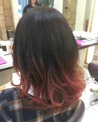 ミディアム カラー 野々山 直貴のヘアスタイル