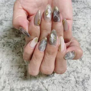 ネイル BONHEUR Annaのネイルデザイン