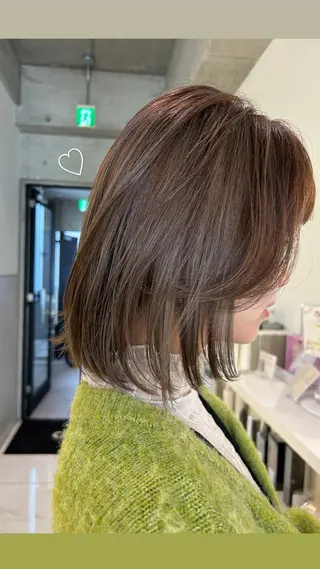 ミディアム カラー にった みずきのヘアスタイル